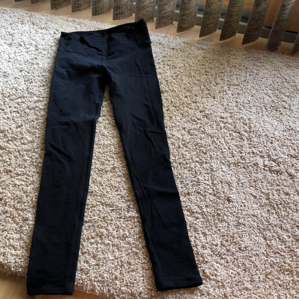 LE lululemon reveal tight